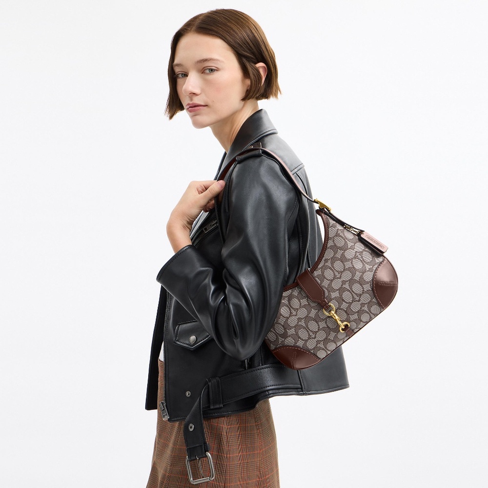 Coach Hamptons Hobo Bag In Signature Jacquard - Picture 2 of 3